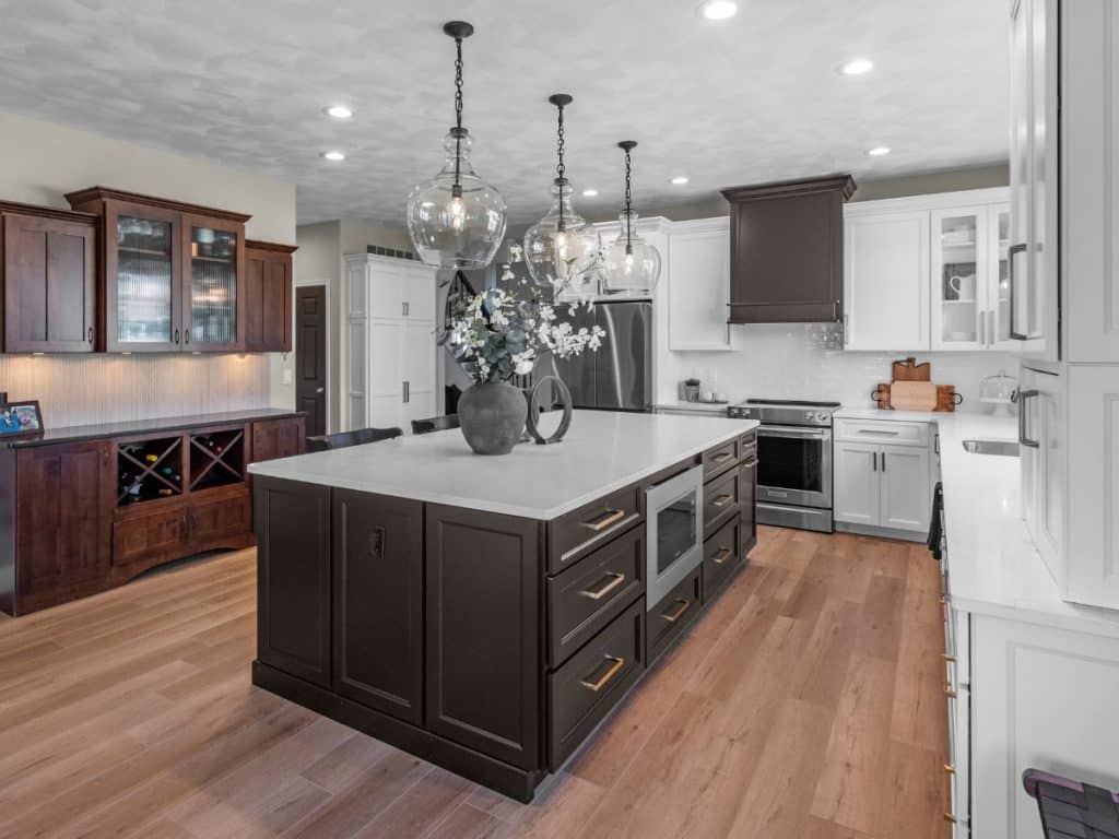 Luxury Kitchen - white with dark wood