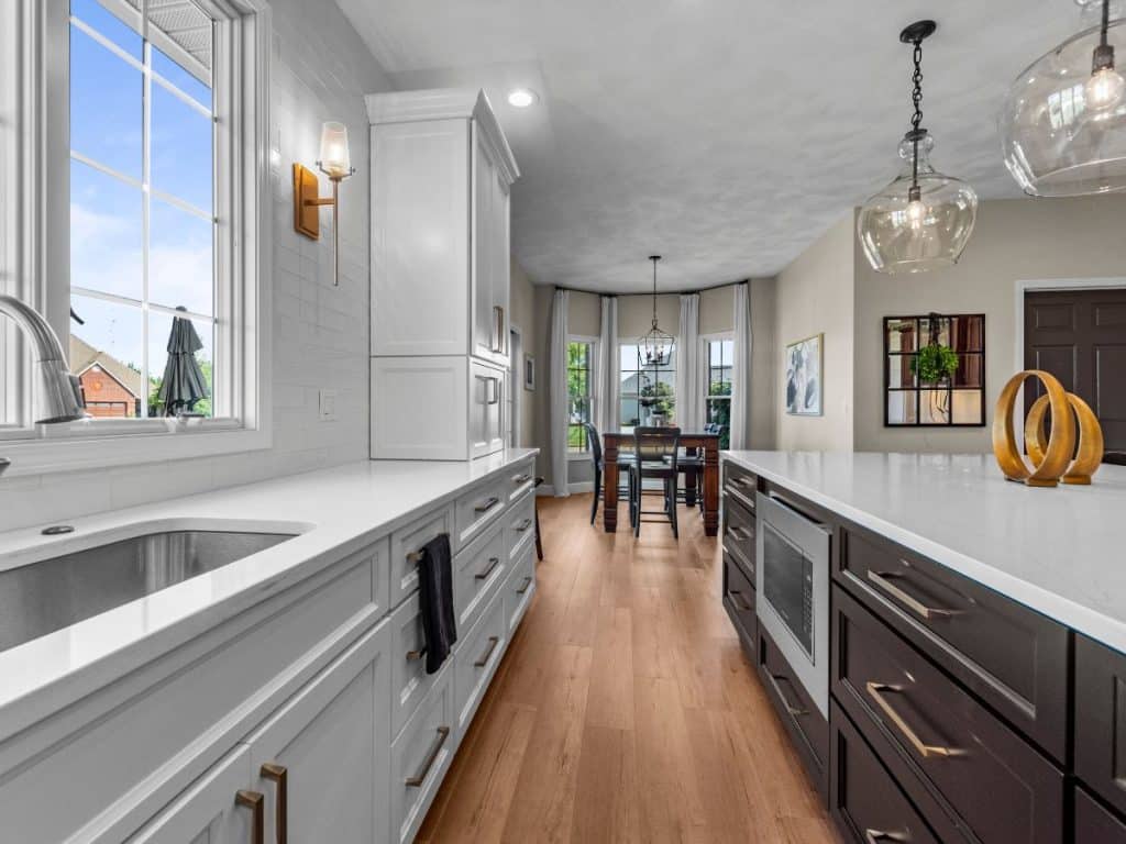 Luxury Kitchen - white with dark wood